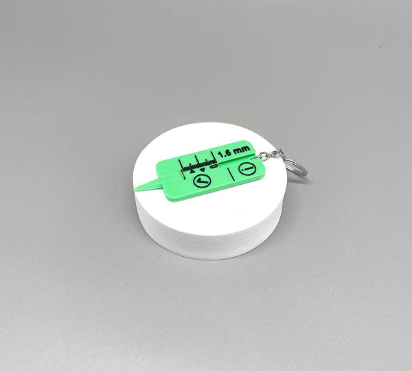 Tire measuring tool (keyring)