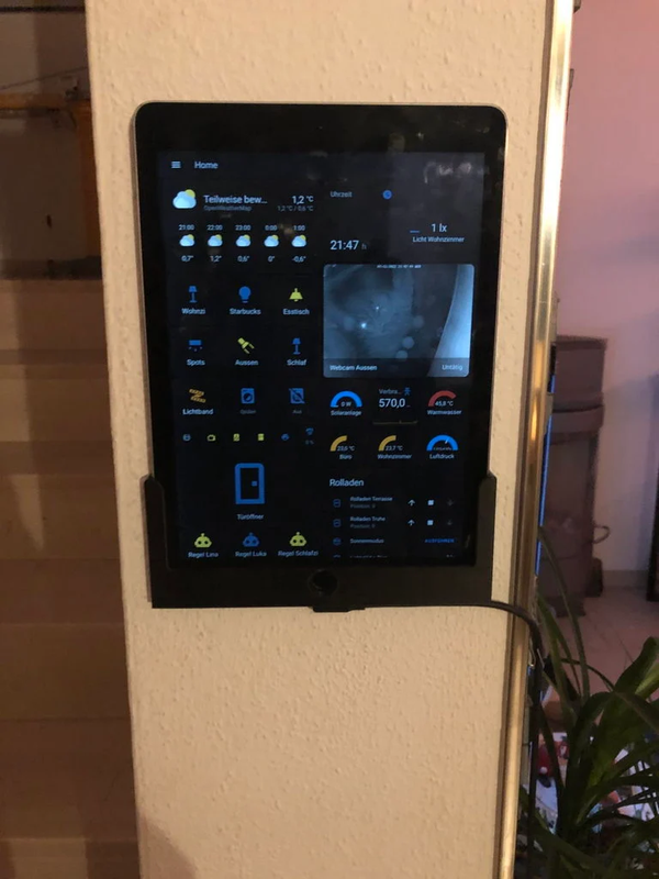 iPad 10" Wall Bracket with Cover-space
